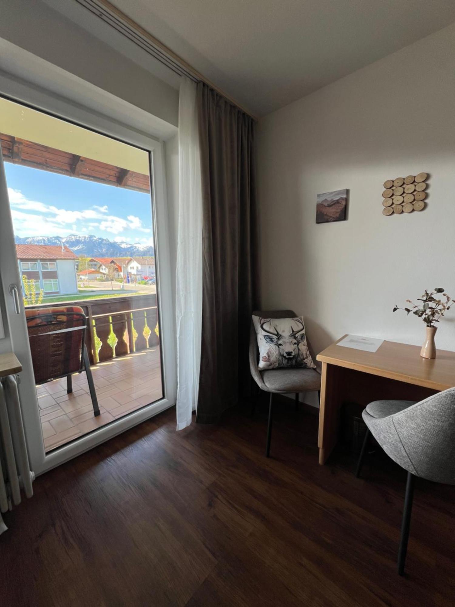 Gaestehaus-Pension Keiss Hopferau Exteriör bild